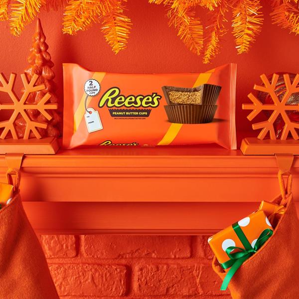 REESE'S Milk Chocolate Half-Pound Peanut Butter Cups, Candy Pack